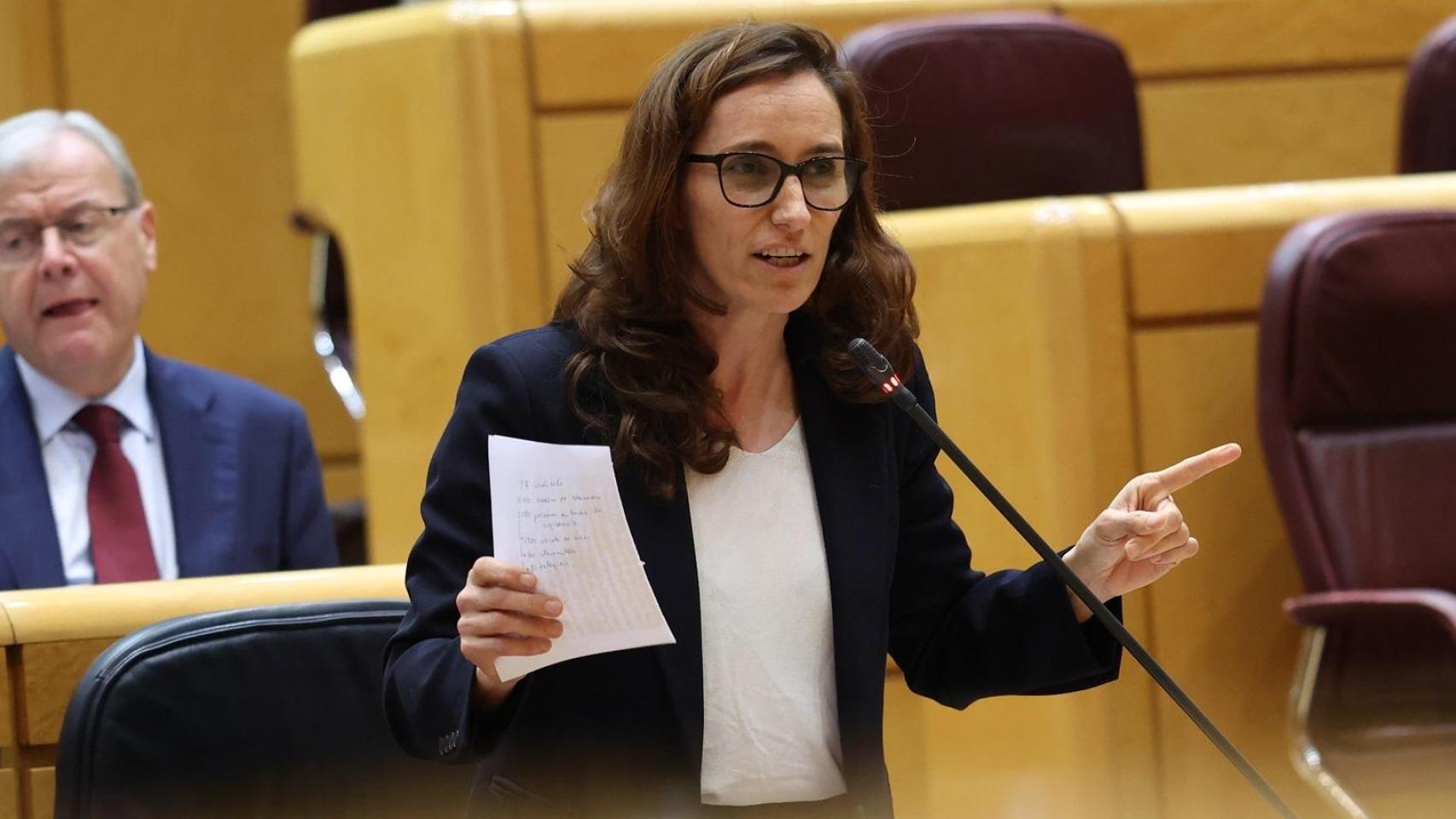Mónica García, ministra de Sanidad en una sesión plenaria en el Senado, a 17 de marzo de 2026.