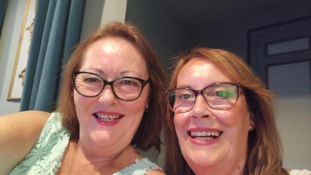 Pilar y Paqui.