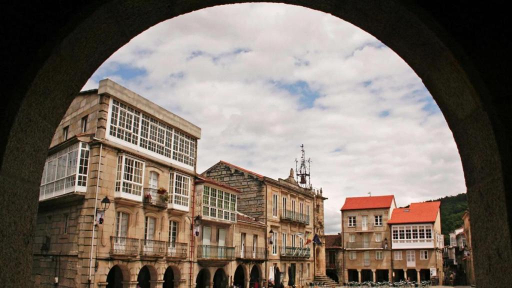 Plaza Mayor de Ribadavia