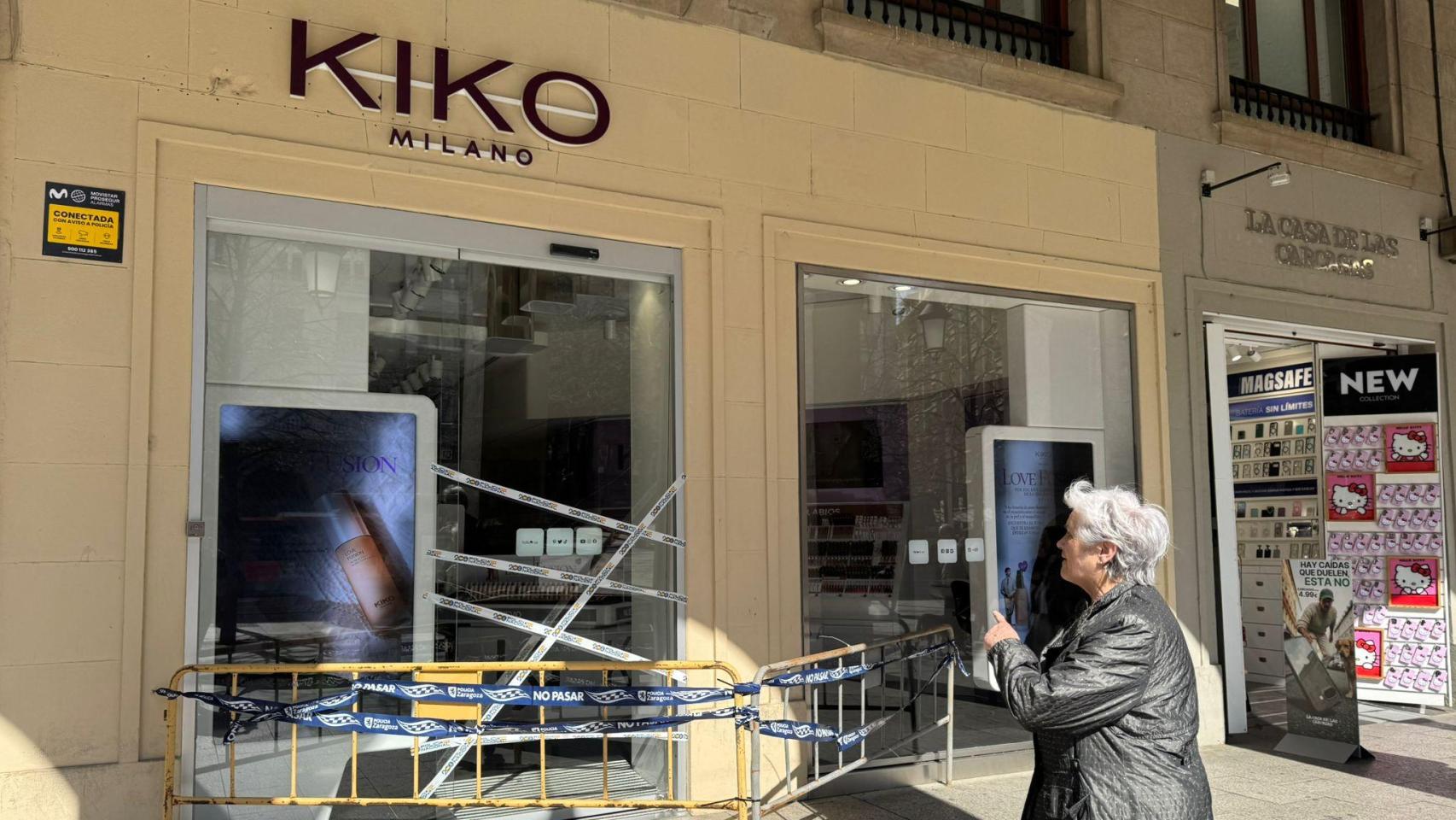 Roban de madrugada en una famosa tienda de maquillaje en pleno centro de Zaragoza: hay dos detenidos