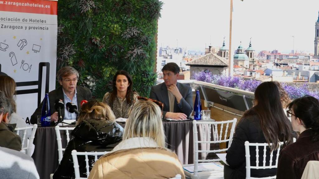 Presentación de las previsiones de ocupación para Semana Santa 2026 en Zaragoza.