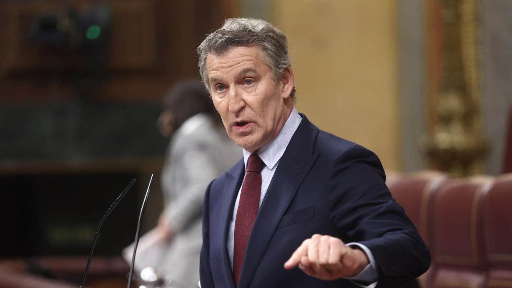 Alberto Núñez Feijóo, durante su intervención en la tribuna de oradores del Congreso este miércoles.