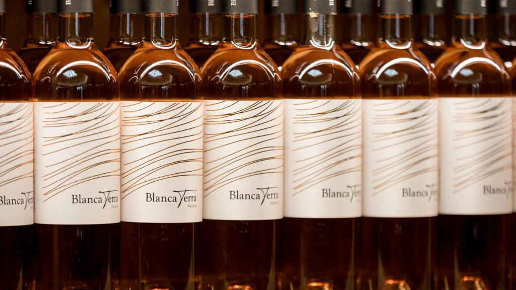 Botellas de Blanca Terra.