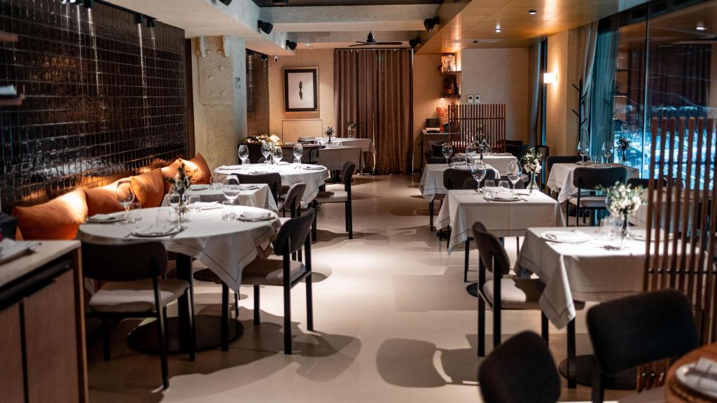 Sala del restaurante Arzábal Bernabéu.