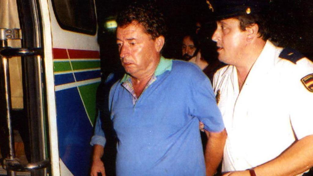 Juan José Rego Vidal, el etarra que lideró el plan de regicidio al monarca, custodiado por agentes de la Policía Nacional.