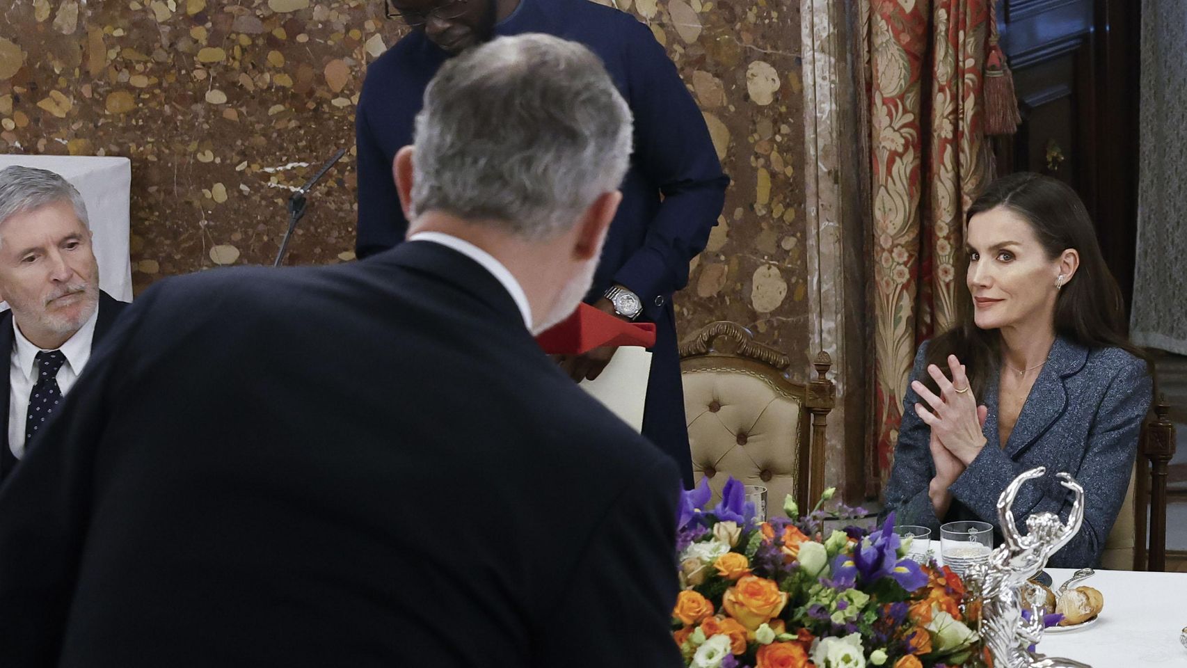 La reina Letizia, elegancia y tradición en el almuerzo con el ...