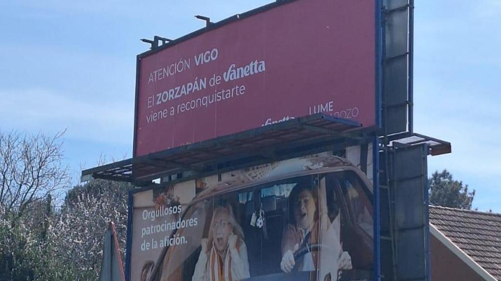 Valla con el zorzapán de la Reconquista de Vigo.