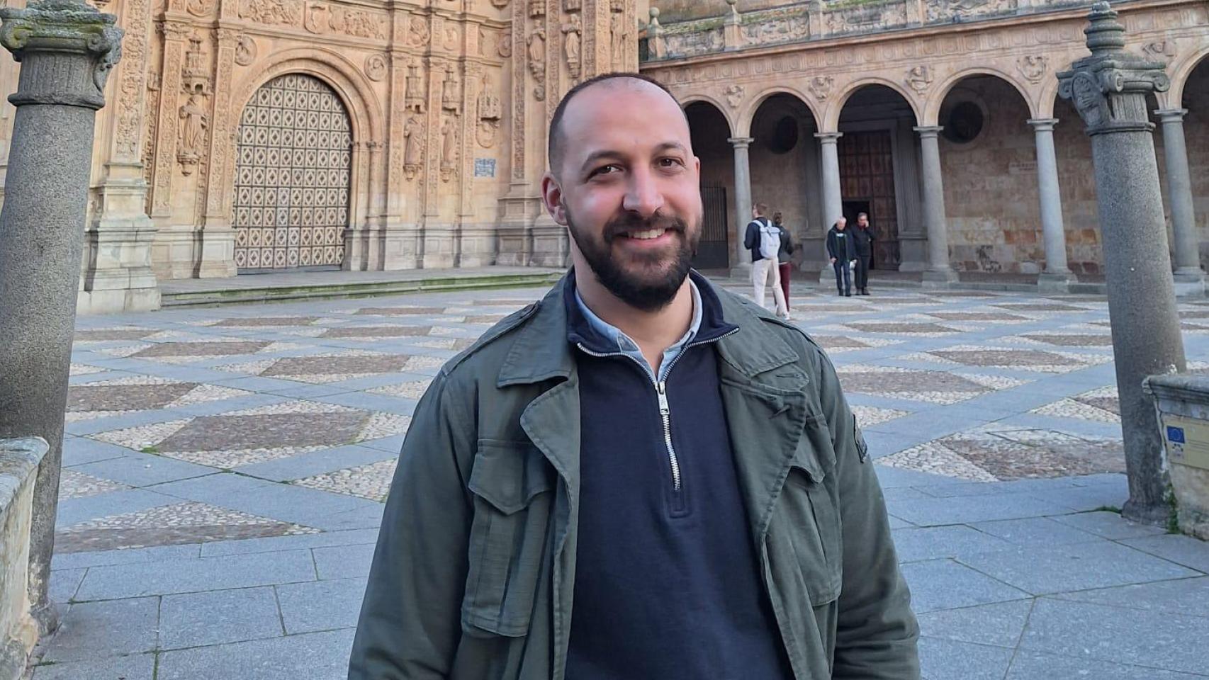 Alejandro Sánchez Rubio, capataz y secretario de la La Real y Pontificia Archicofradía Sacramental de María Santísima Madre de Dios del Rosario, nazarenos de Ntro. Padre Jesús de la Redención en la Institución de la Sagrada Eucaristía, María Stma. del Dulce Nombre, San Juan Evangelista y San Pío V.