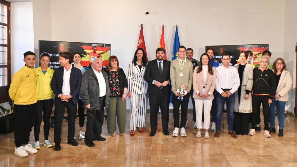 Recibimiento a Mariano García en el Palacio San Esteban