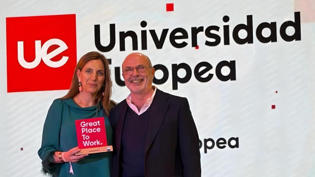 Guillermo Tena, director de Europa Education, y Luz Santillana, directora de Talento y Cultura en la Universidad Europea