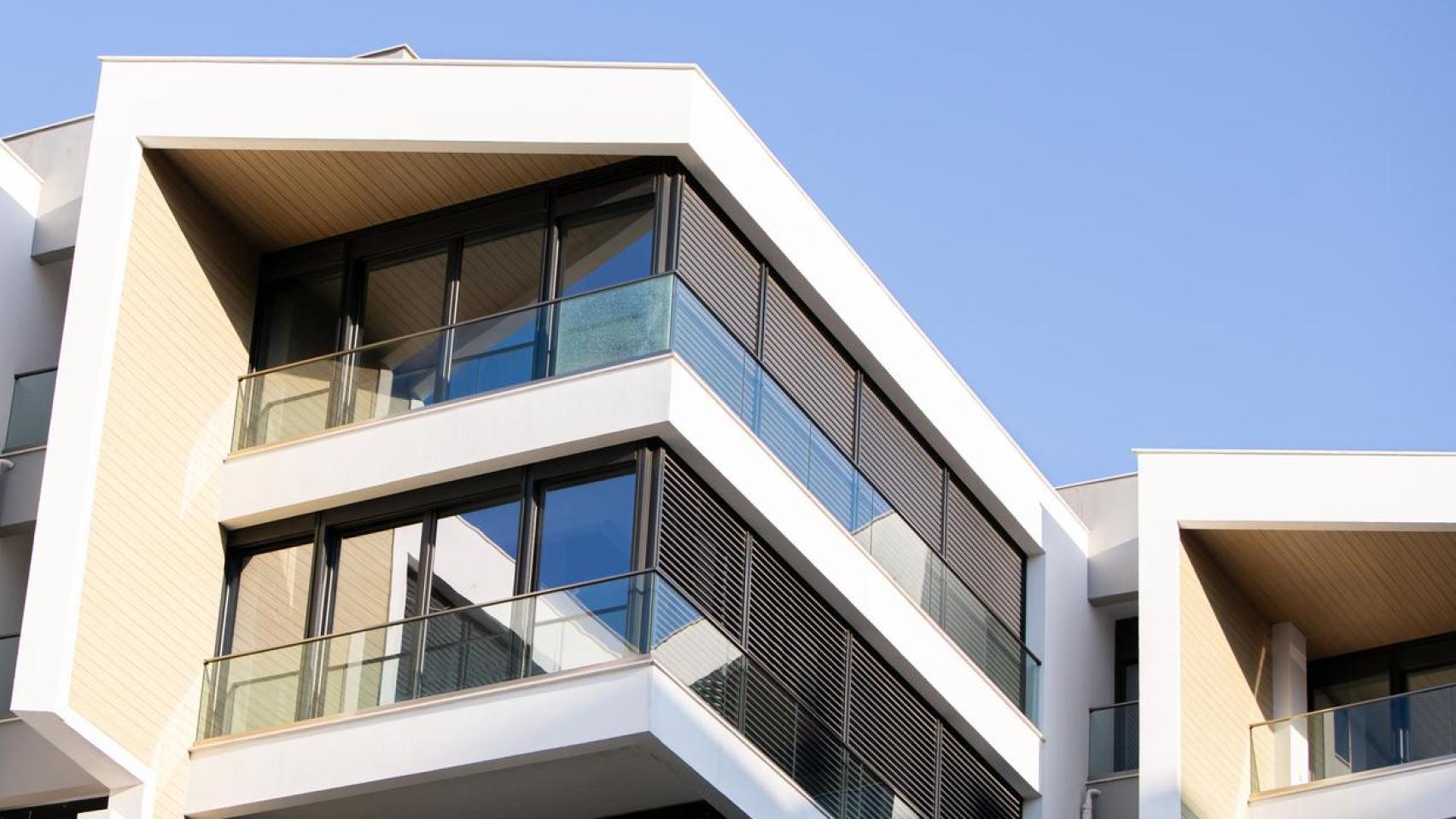 Imagen de ilustración de un balcón cerrado.