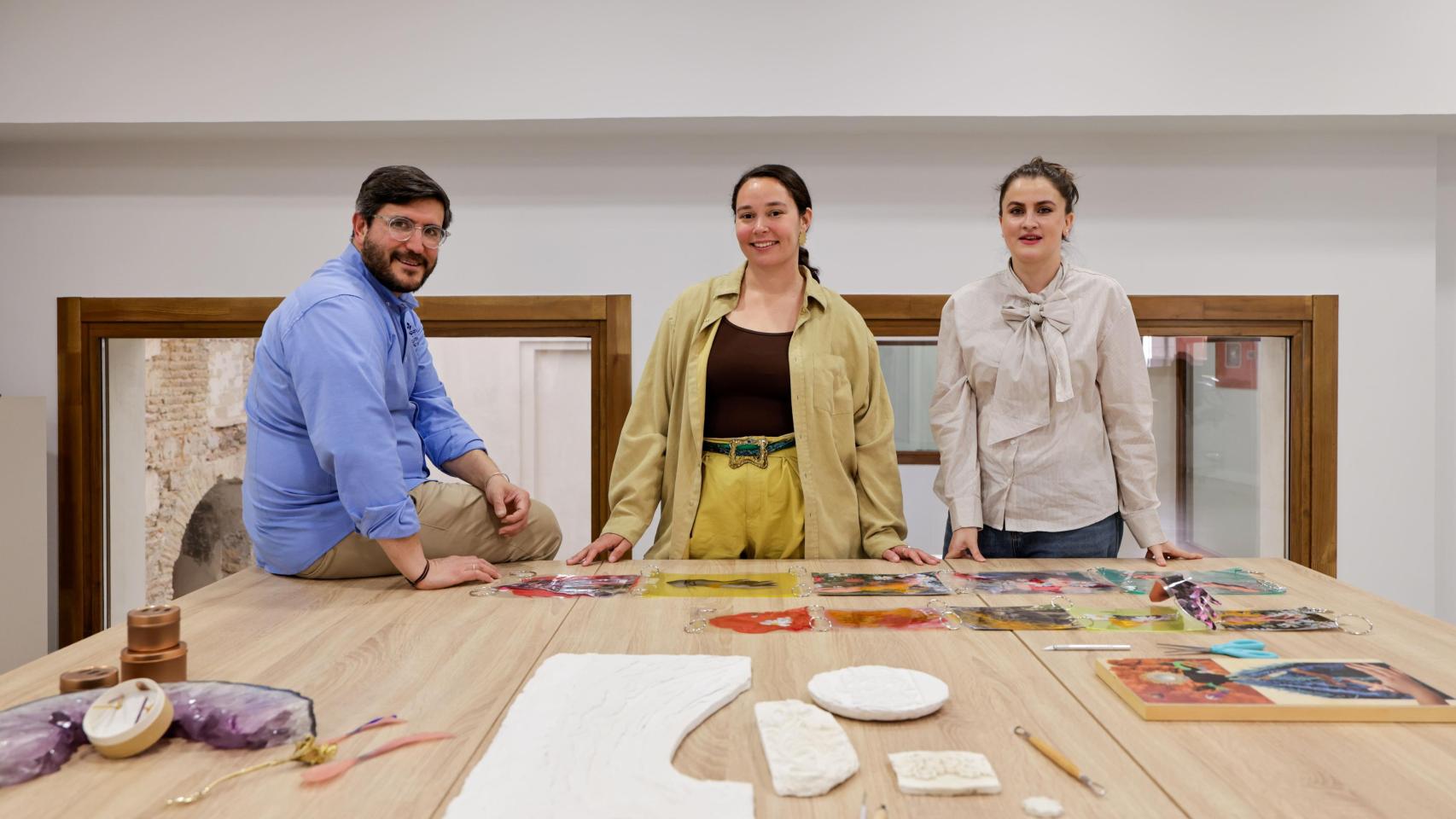 Tres artesanos de la región comparten sinergias la mezquita de Tornerías.