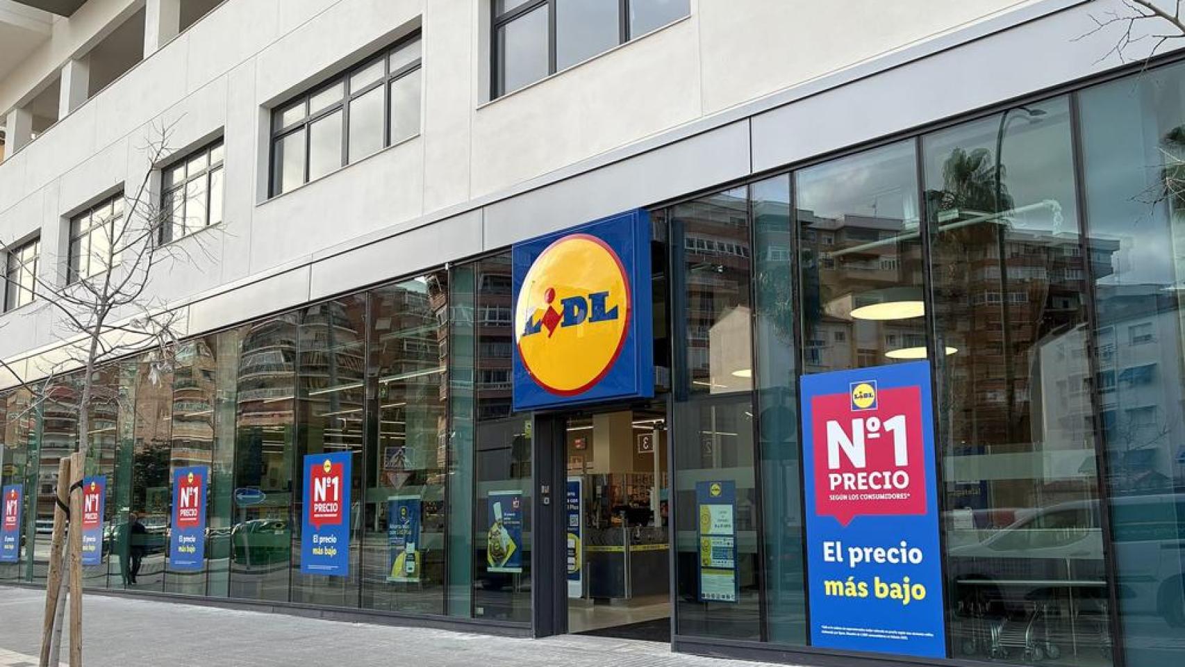 Fachada Lidl.
