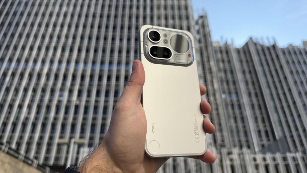 Nothing Phone (4a) Pro