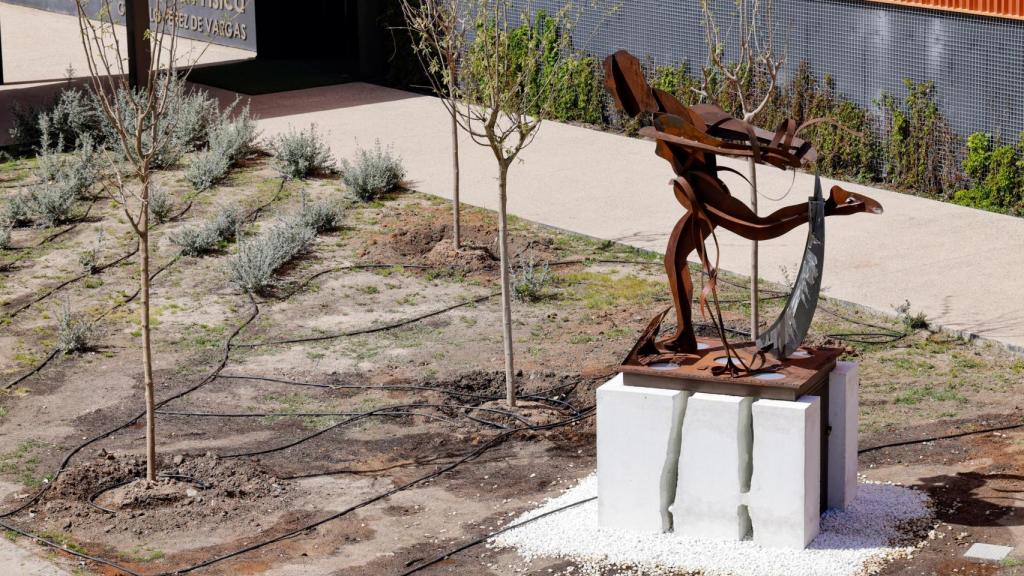Escultura dedicada a la Carrera Nocturna de Toledo.