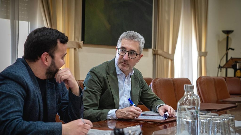 El nuevo ministro de Hacienda, Arcadi España, durante su etapa como miembro del Gobierno valenciano