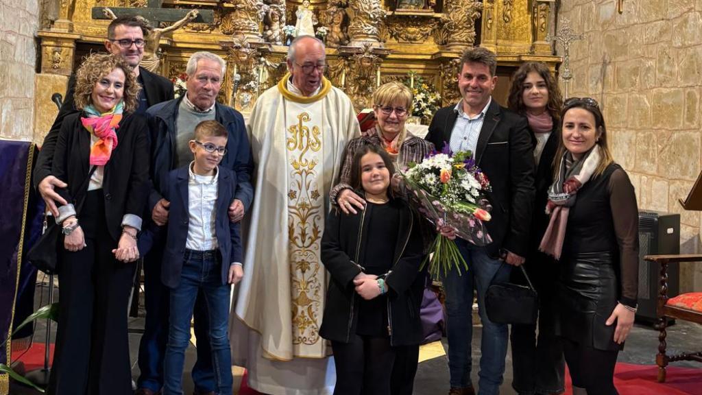 Ángeles y José celebraron junto a toda su familia sus 50 años de casados el pasado fin de semana