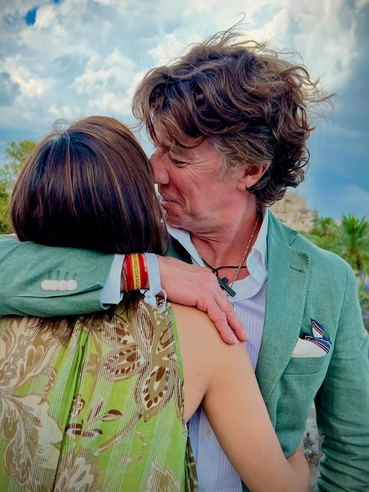 Colate Vallejo-Nágera, en sus redes sociales, junto a Alejandra Conde.