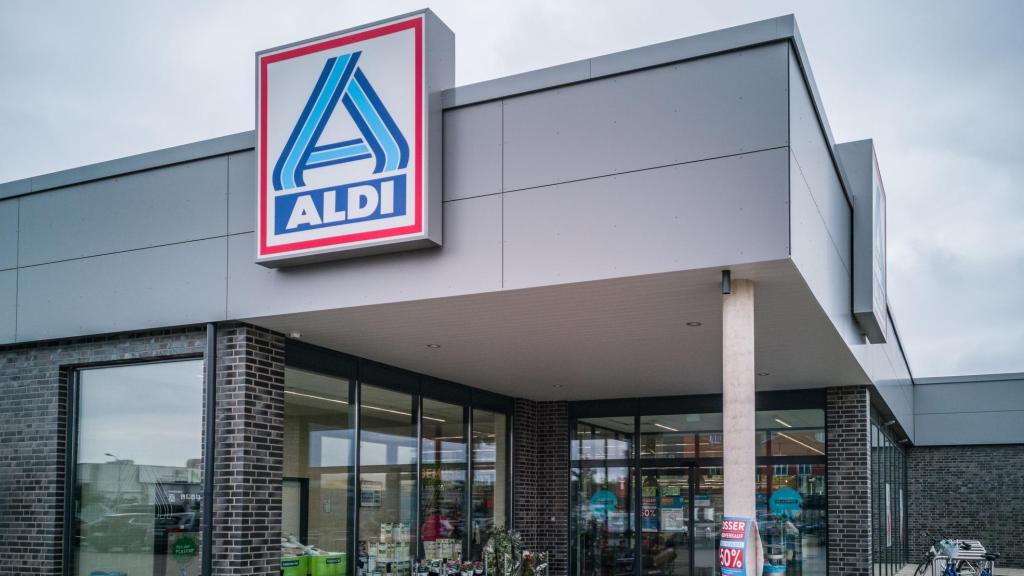 Fachada Aldi.