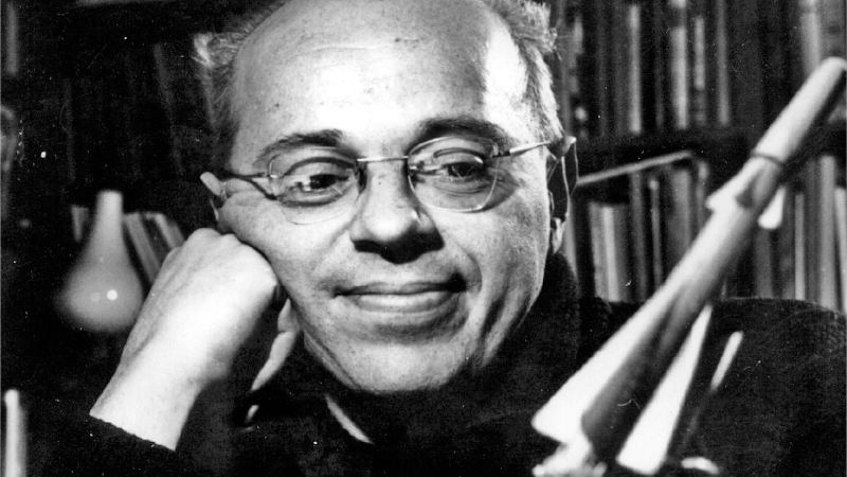 Stanisław Lem en 1966, por cortesía de su secretario, Wojciech Zemek. Foto: Wikipedia.