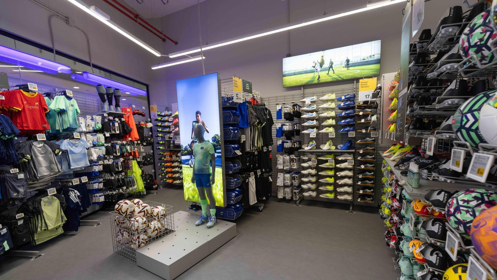 Tienda Decathlon en Valencia. EE