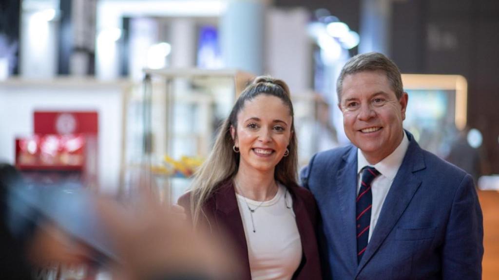 El presidente de Castilla-La Mancha, Emiliano García-Page, visita la feria de alimentación Alimentaria.
