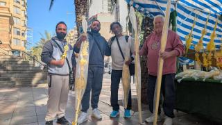 Algunos miembros de la familia serrano, en la Avenida Alfonso el Sabio.