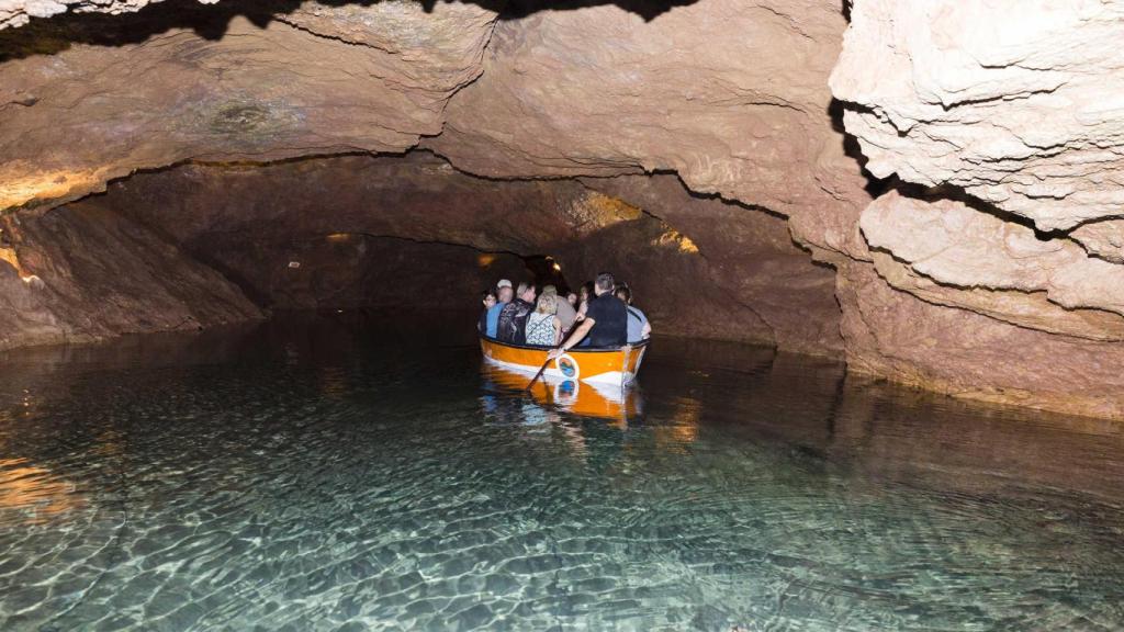 Coves Sant Josep. Turisme CV