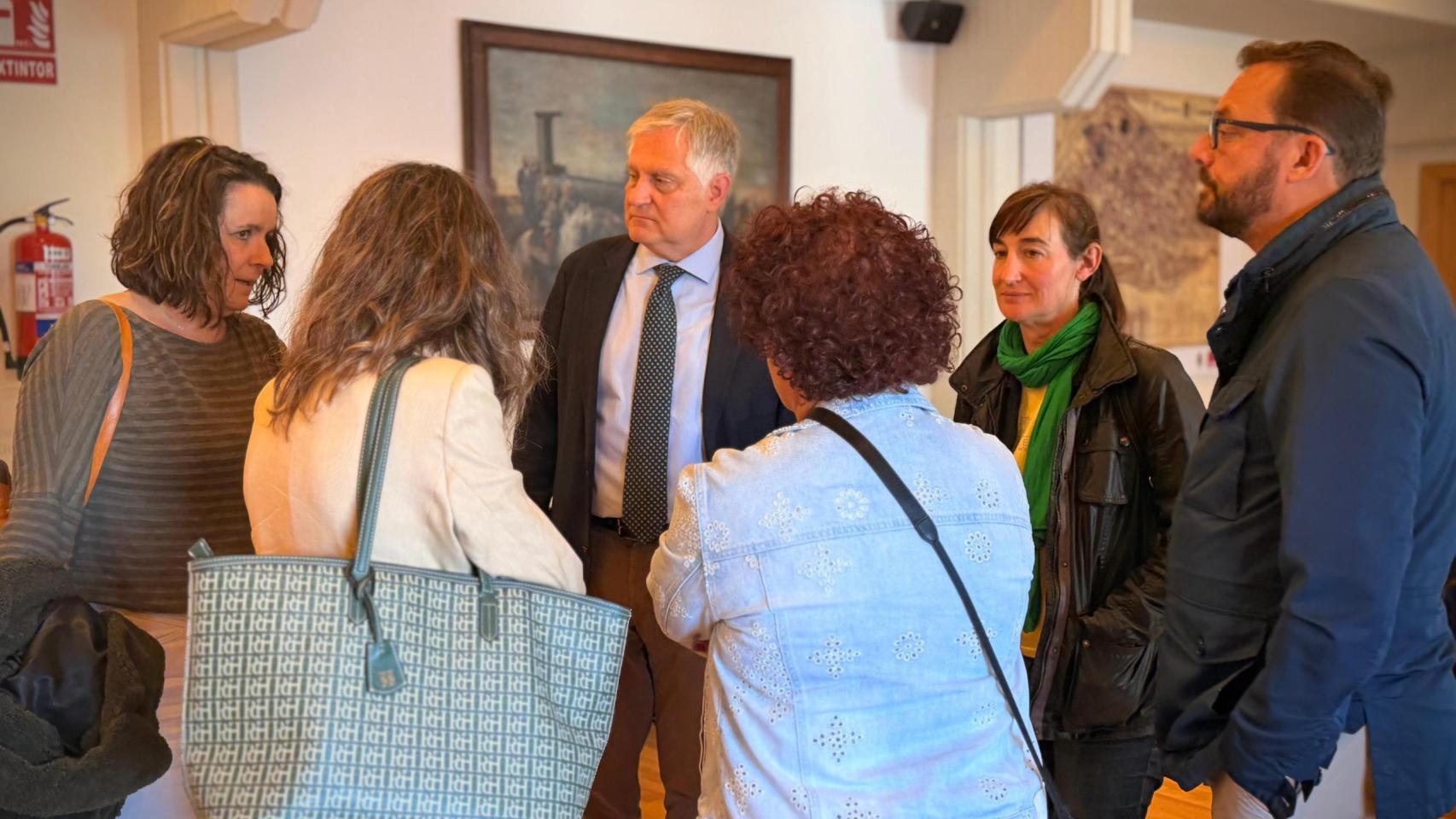 El alcalde de Ciudad Real, Francisco Cañizares, al comienzo del pleno de este viernes.