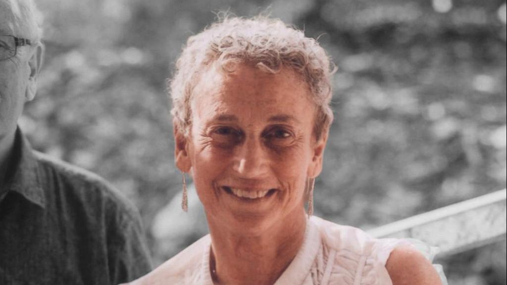 La doctora Ellen Wiebe, médico canadiense, es la profesional que más muertes asistidas ha practicado en el mundo.