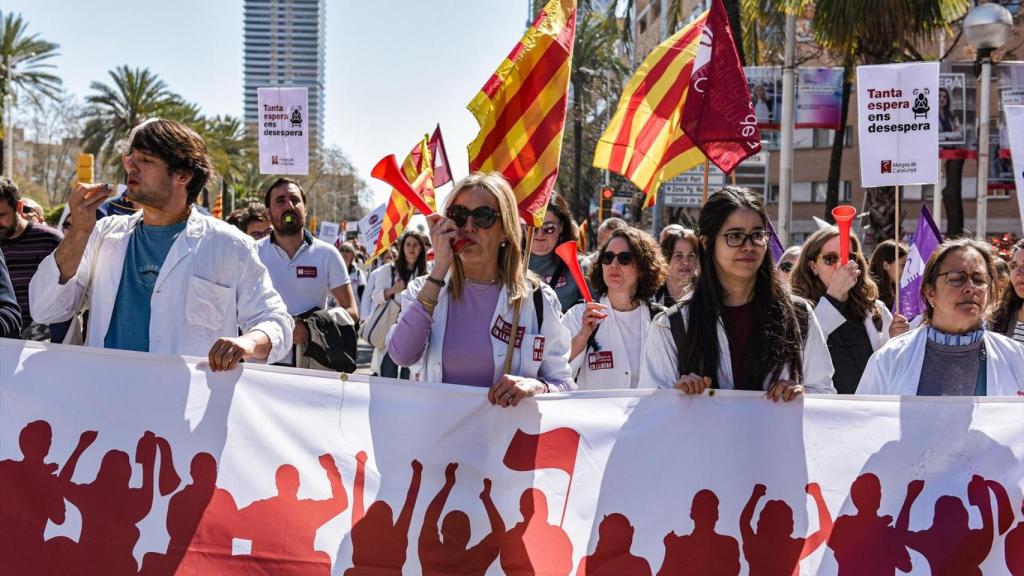 Manifestaciones con motivo de la huelga nacional indefinida en Barcelona.