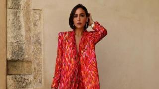 Rocío Osorno, con un traje de chaqueta de su firma de moda.