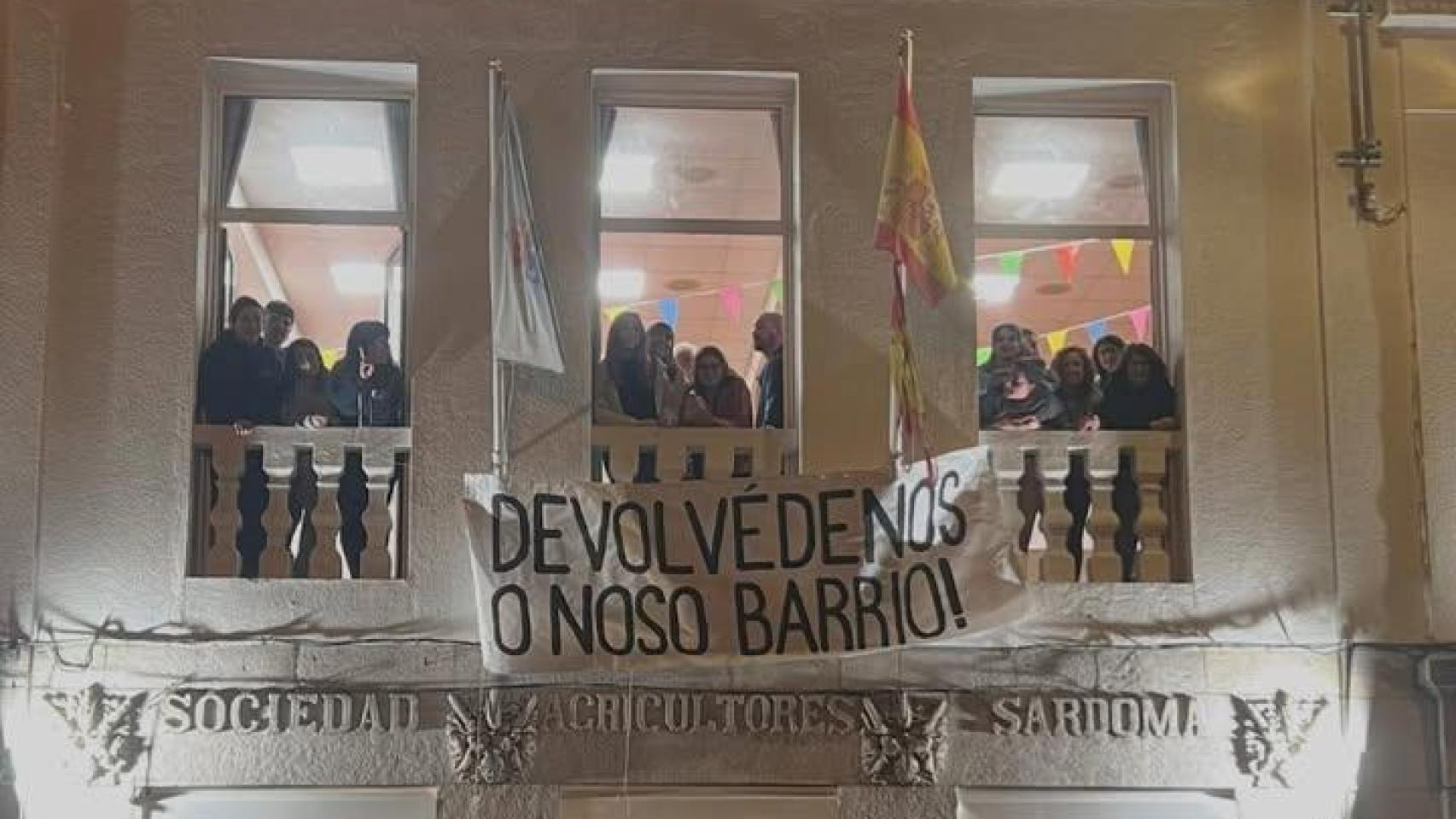 Vecinos de Sárdoma contra la dirección de la asociación de la parroquia