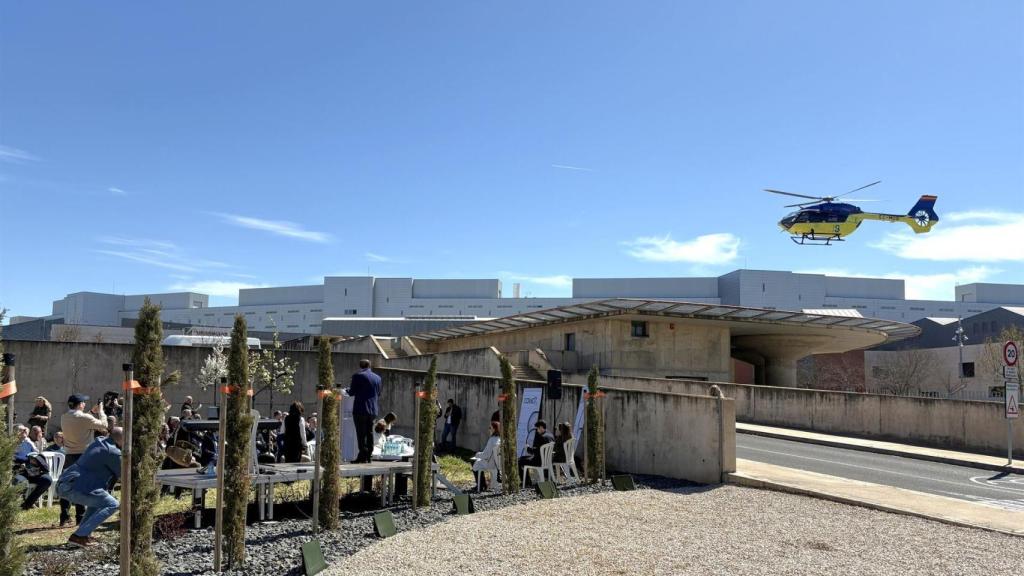 Ciudad Real homenajea a los médicos fallecidos por COVID-19 durante la pandemia.