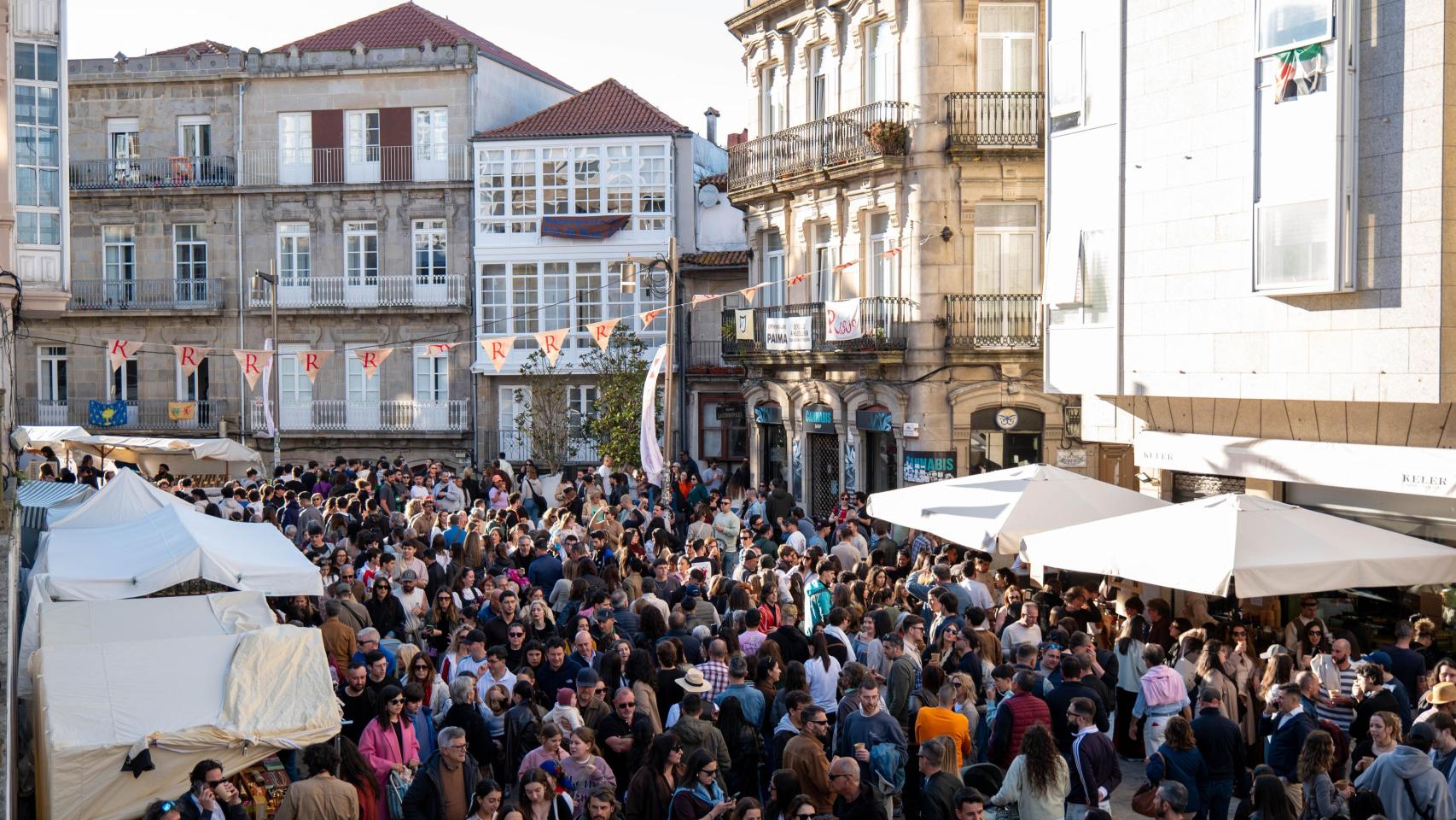 Miles de vigueses celebran A Reconquista de Vigo