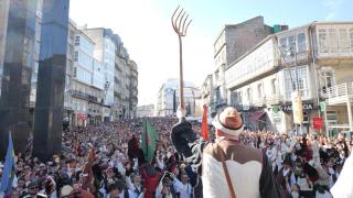 Miles de vigueses han asistido a la representación final de A Reconquista
