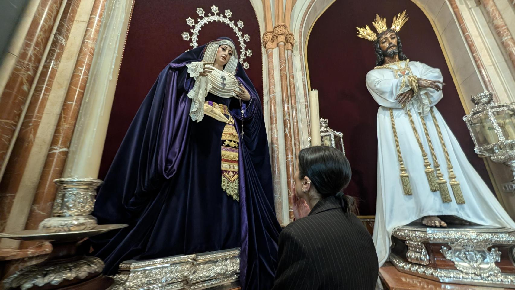 Mila López, mujer de trono de la Trinidad.