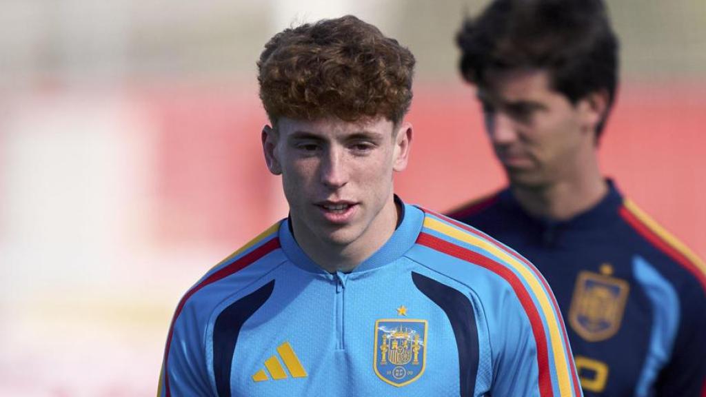 Víctor Muñoz, en un entrenamiento de la Selección