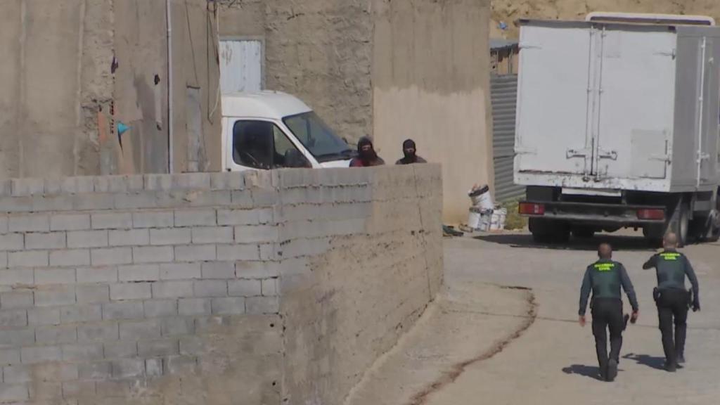 El cortijo de la Barriada El Marraque en Rioja donde se produjo el tiroteo en una imagen captada por los informativos de Canal Sur.