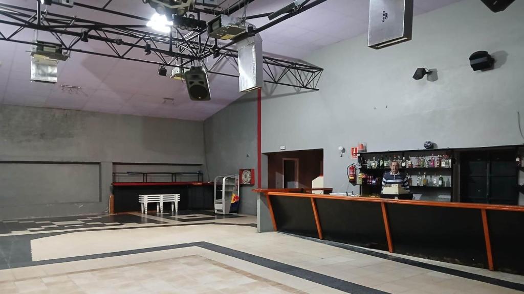 El discobar de José.