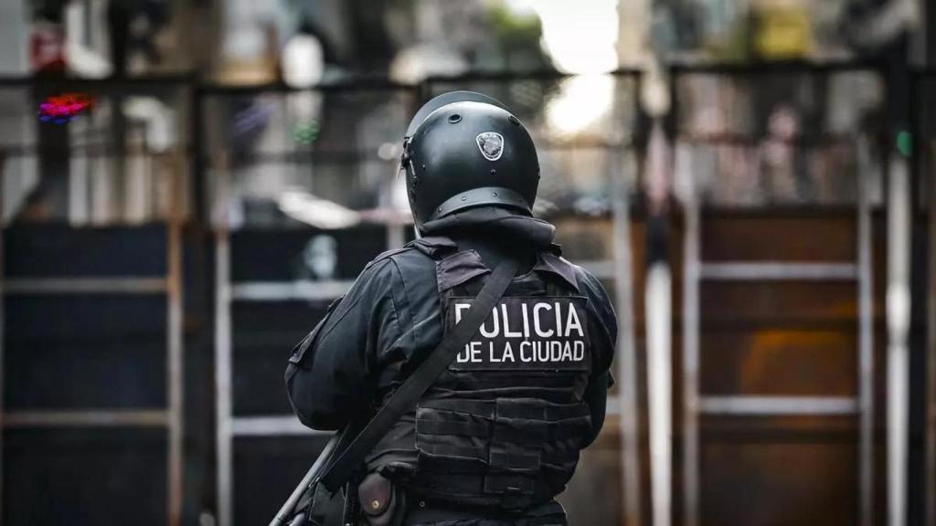 Imagen de archivo de un policía en Argentina.