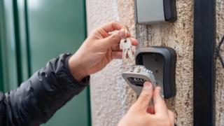 Es oficial: la comunidad de vecinos denunciará a los propietarios que exploten un piso turístico sin autorización
