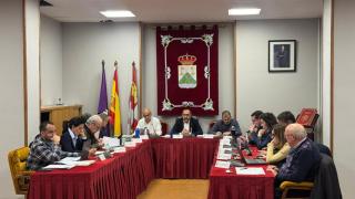 Pleno extraordinario de este lunes en el que se han aprobado los presupuestos municipales para 2026 en Tordesillas