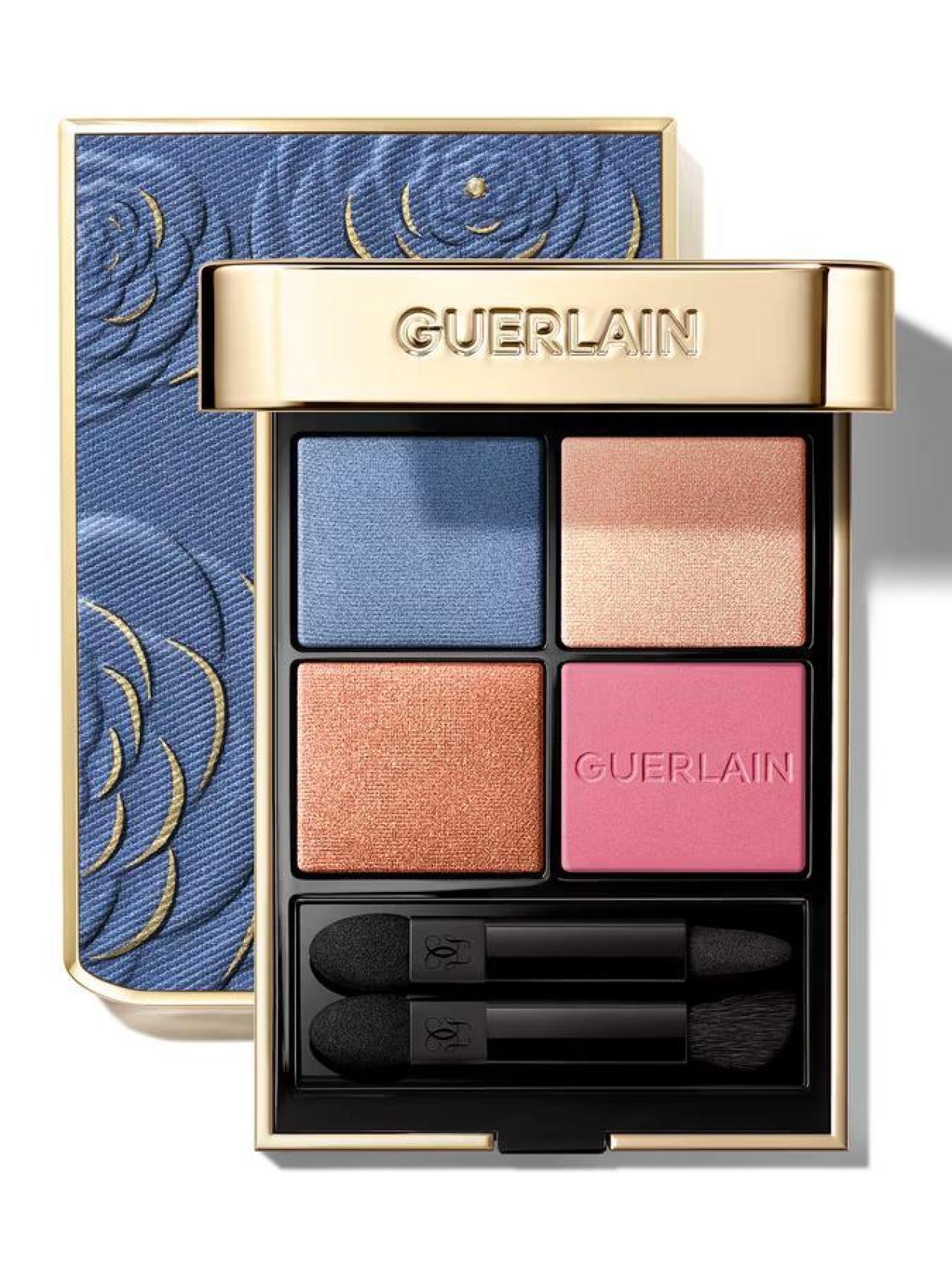 Cuarteto de sombras con carcasa 'denim' de Guerlain. Es la edición limitada 396 Denim Blossom y tiene un precio de 79 €.