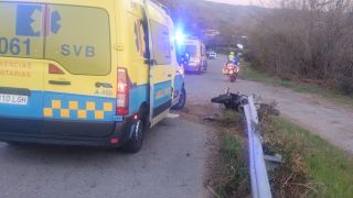 Accidente de moto en Riós, Ourense.