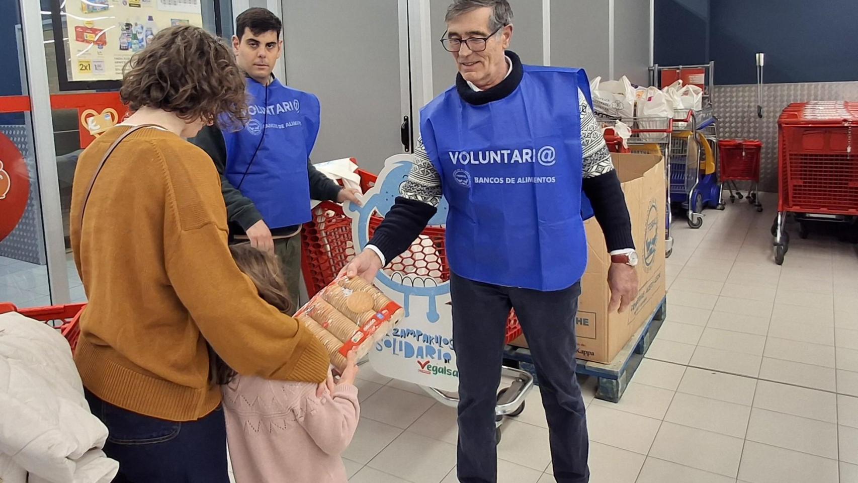 Recogida solidaria el 'Zampakilos'.