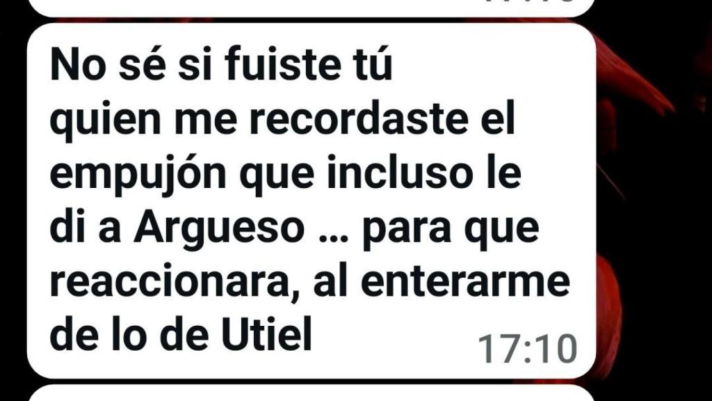 Wasap de Pradas a un bombero el pasado febrero sobre el día de la dana. EE
