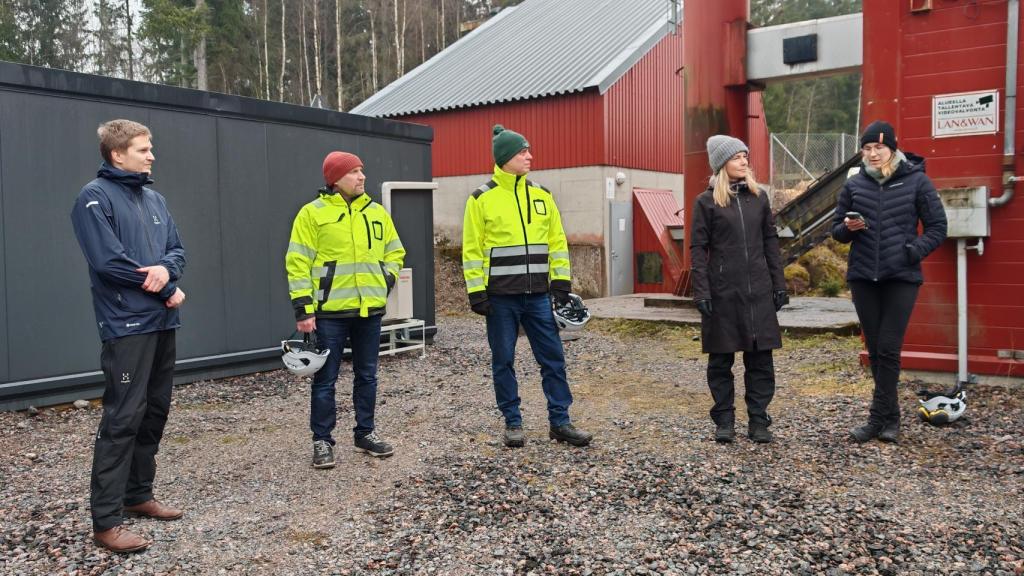 De izda. a dcha., Tommi Eronen, Mikko Paajanen, Sauli Antila, Annette Höglund-Dönnes y Liisa Naskali