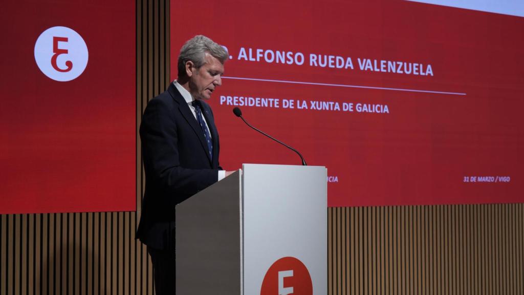 Alfonso Rueda en la toma de posesión de la nueva Junta Directiva del Consello Galego de Economistas