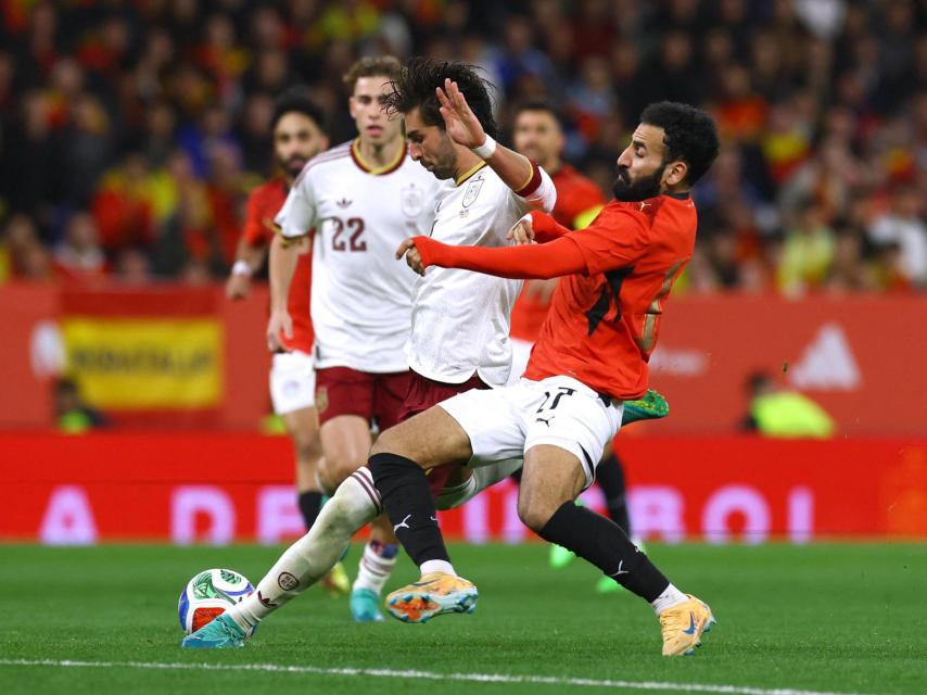 Ferrán durante el partido de España contra Egipto.
